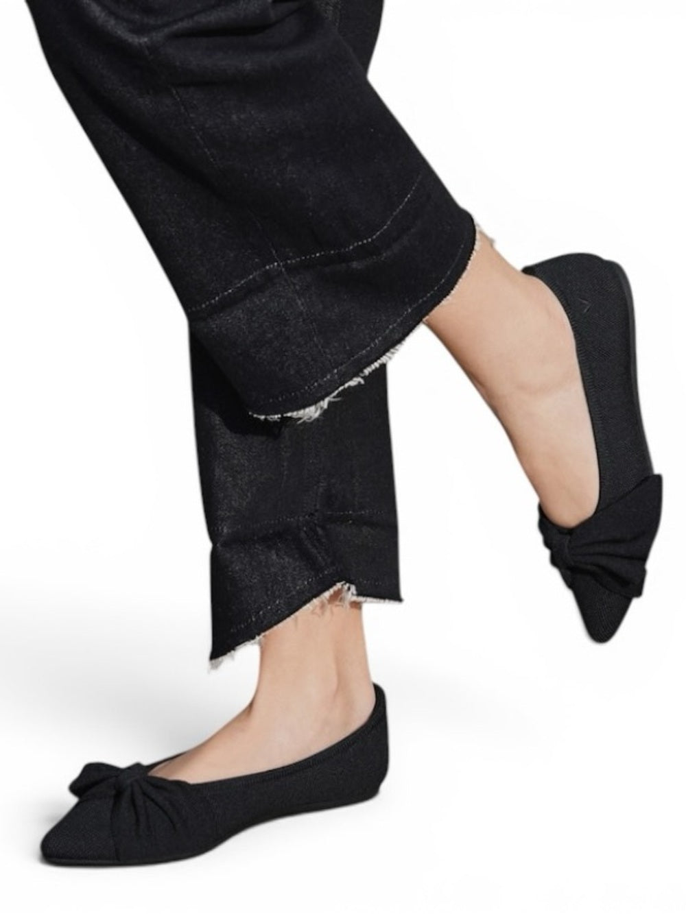 VIVAIA Black Pointed Toe Bow Azura Flats Women's US 8.5 Washable Knit Slip On