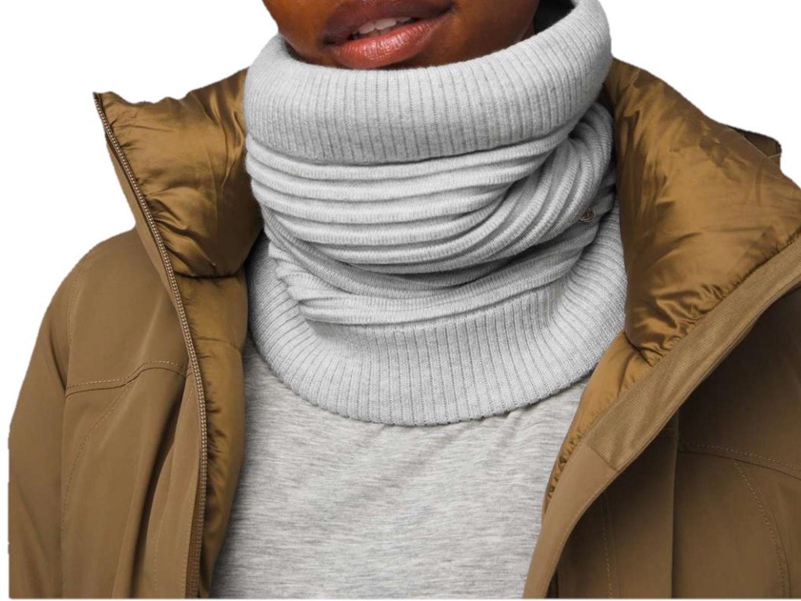 Lululemon Sweet and Sherpa Neckwarmer One Size Heathered Core Ultra Light Grey