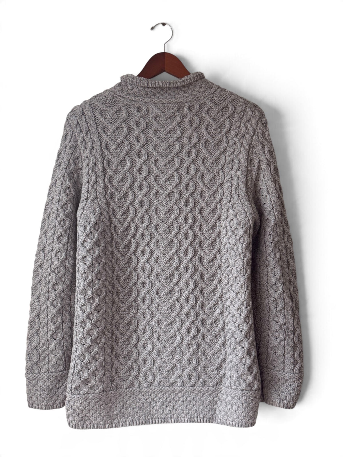 Aran Mor grey merino cable-knit sweater photo
