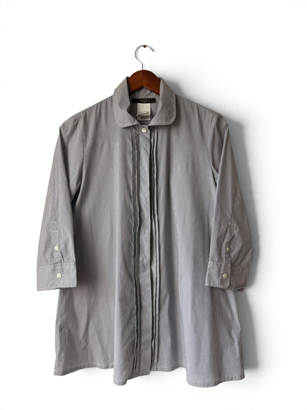 Weekend Max Mara grey striped blouse photo