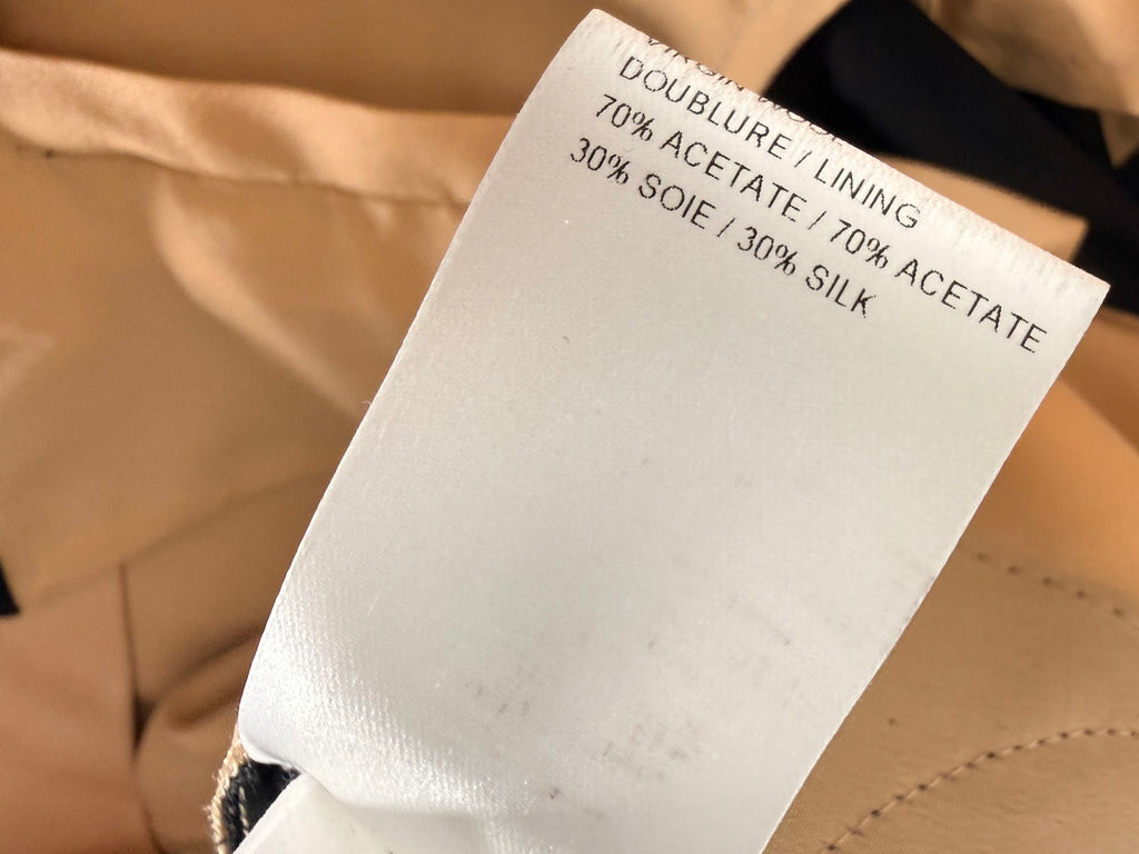 Chloé lining 70% acetate 30% silk label