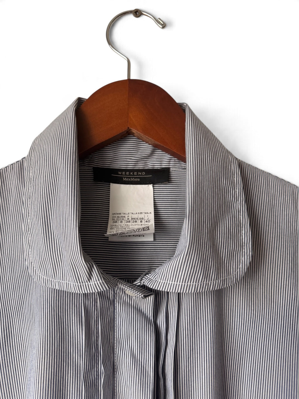 Weekend Max Mara grey striped blouse photo