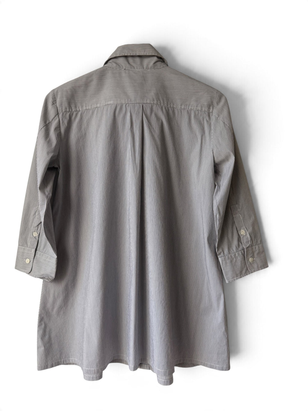 Weekend Max Mara grey striped blouse photo
