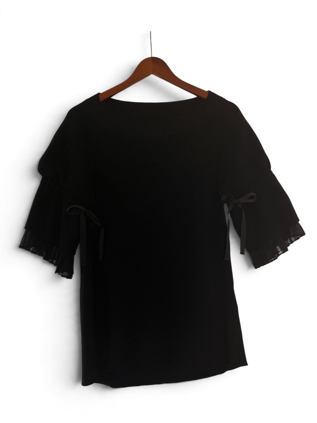 black ruffle sleeve top photo