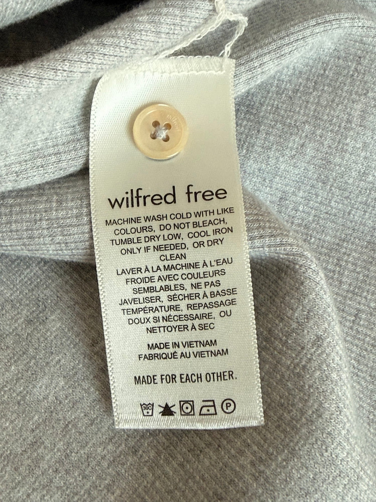 Aritzia Wilfred Free Mavis Grey Henley Long Sleeve Top Small