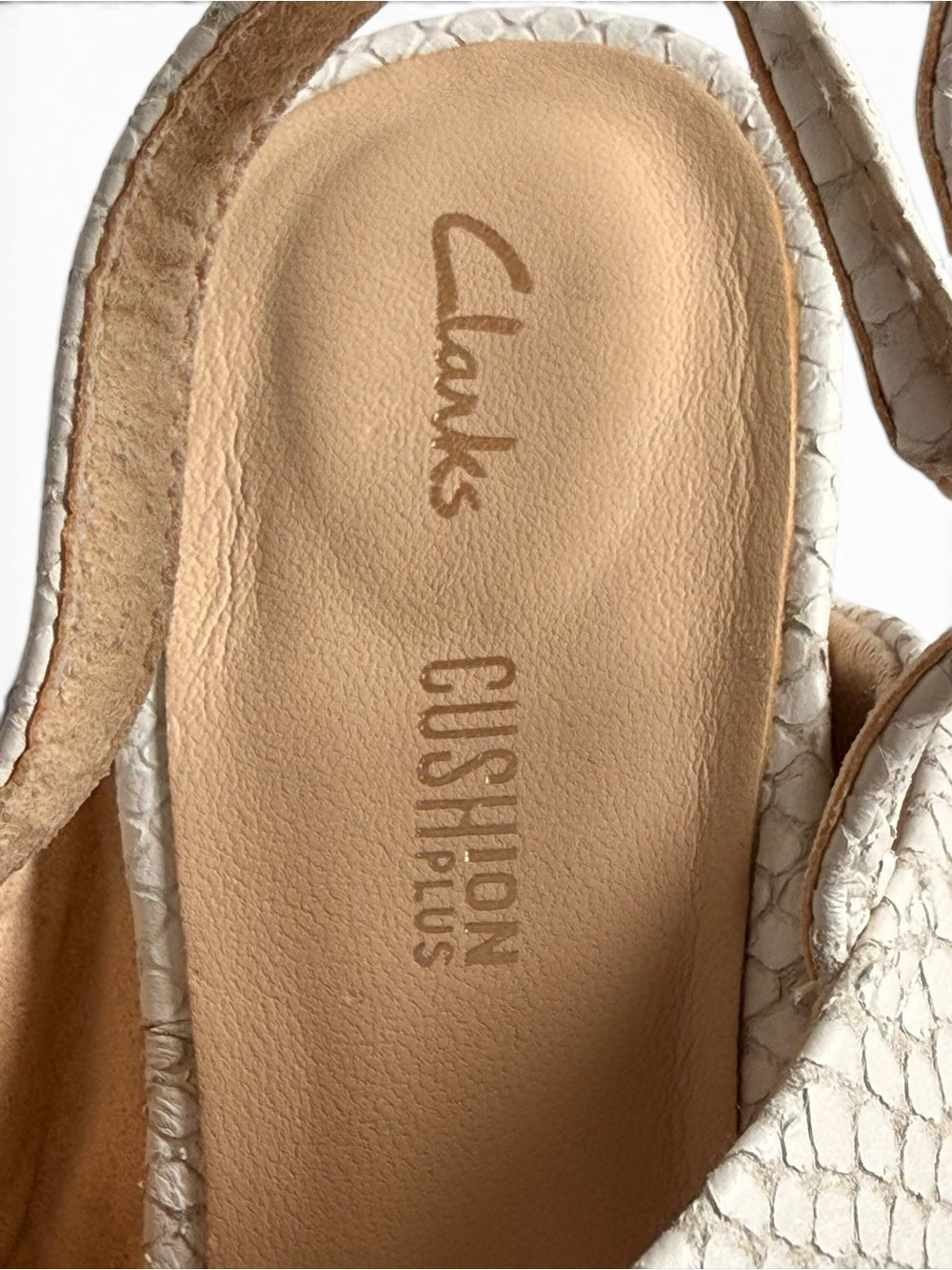 Clarks Sheer55 Sling White Snake Leather Block Heel Sandals US 9.5 NEW - view 8