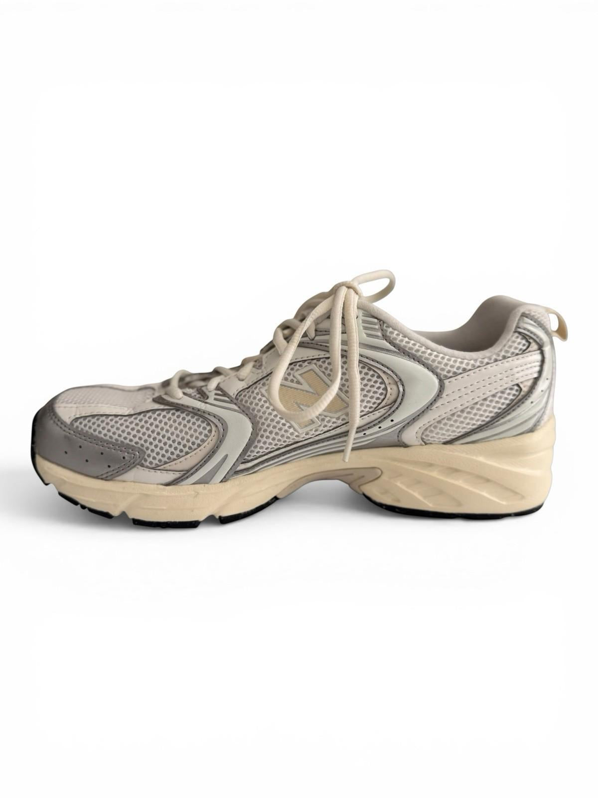 Women's New Balance 530 Casual Shoes Silver Metallic/Linen U530ESB 901 - view 4