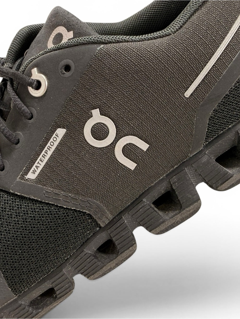 On Running Cloud Waterproof Black Running Shoes Women's 8.5 Swiss Engineered - view 4
