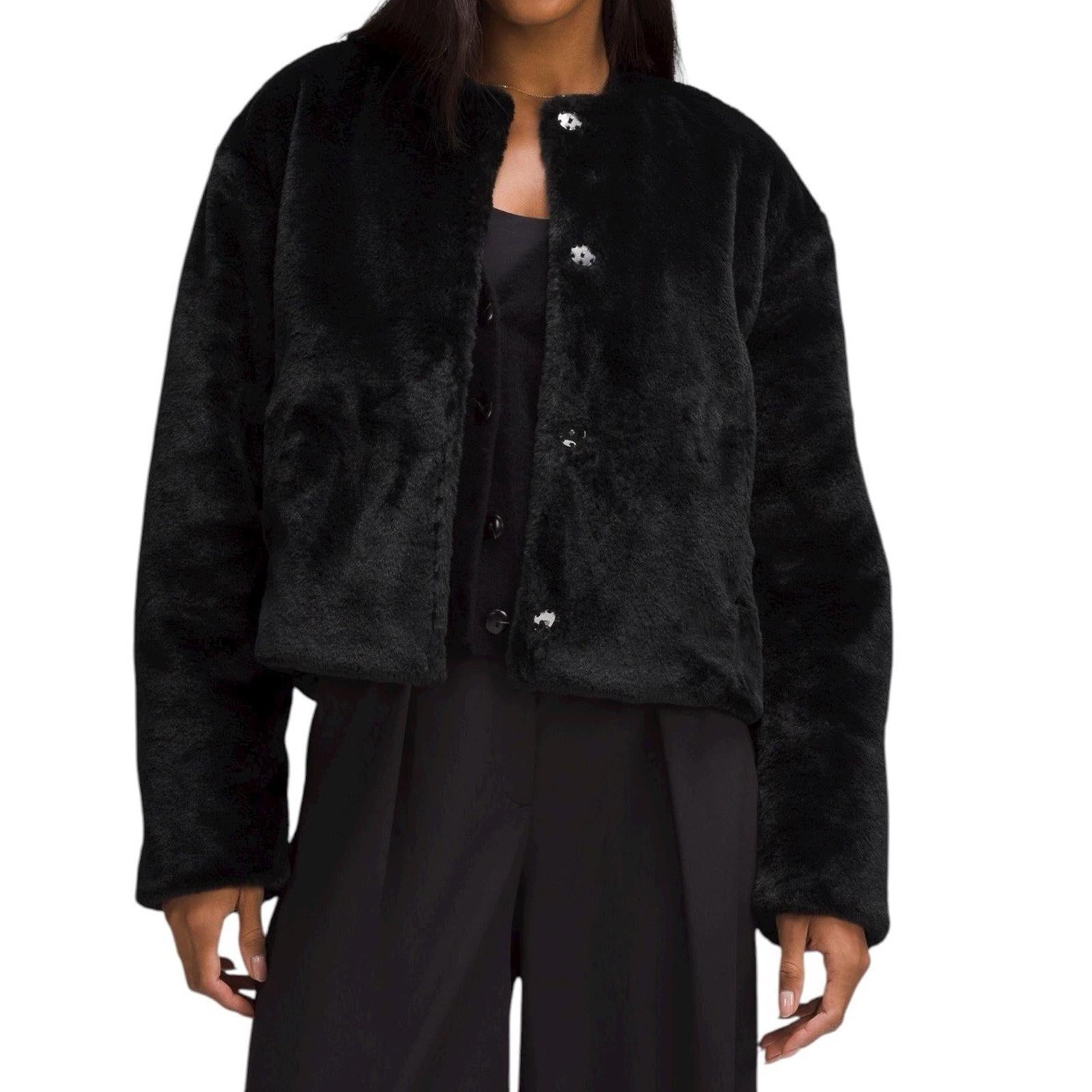 Lululemon Women Black Textured Fleece Reversible Faux Fur Jacket Size Small Coat