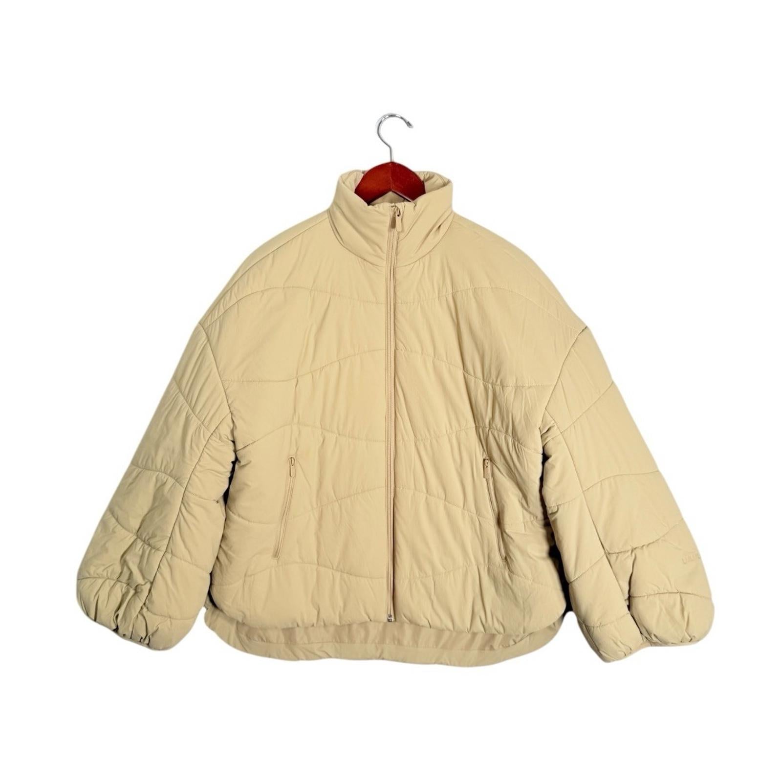 Lululemon Women Wave Quilt Insulated Jacket Size 4 Trench Beige $248 Coat Small - view 5