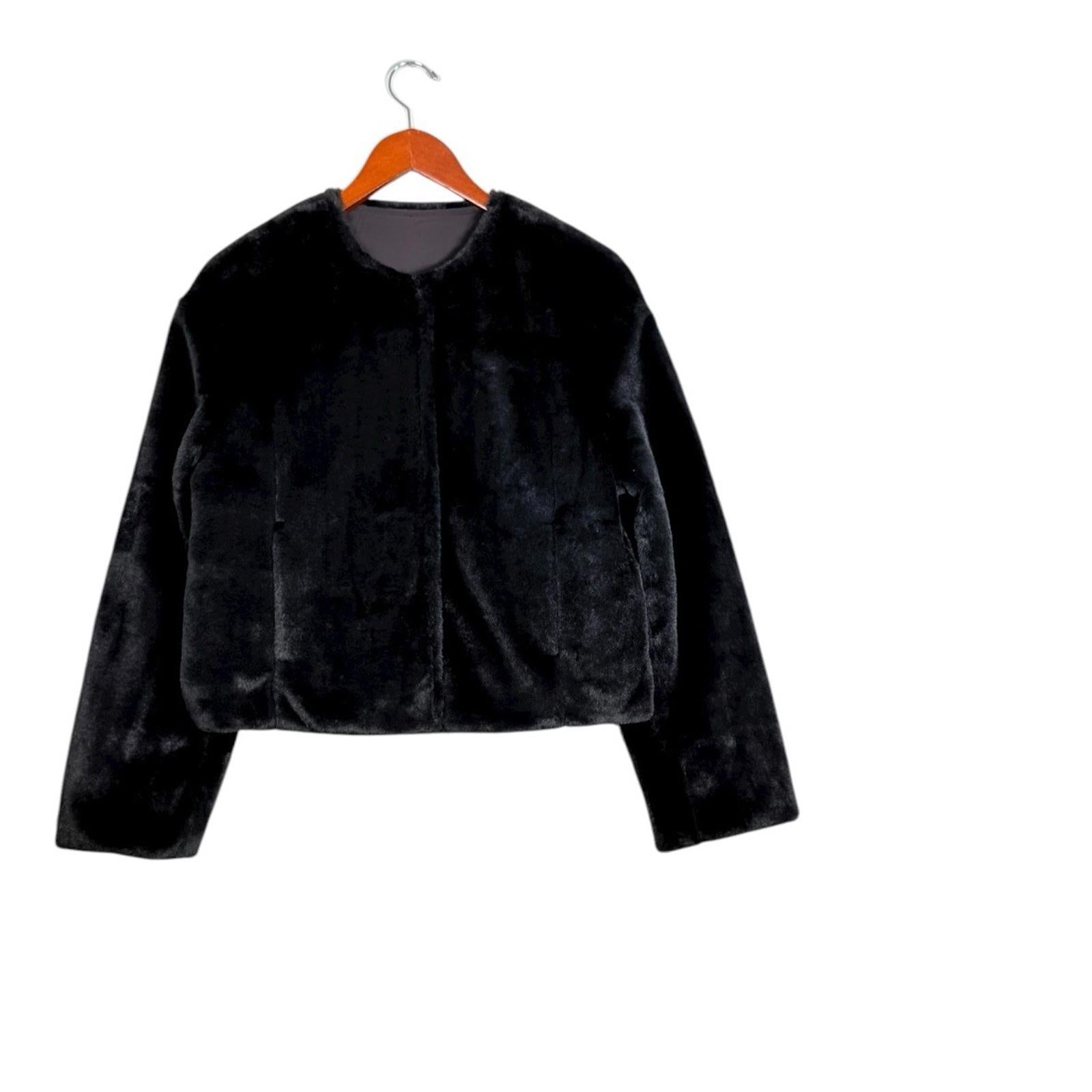 Lululemon Women Black Textured Fleece Reversible Faux Fur Jacket Size Small Coat - view 6