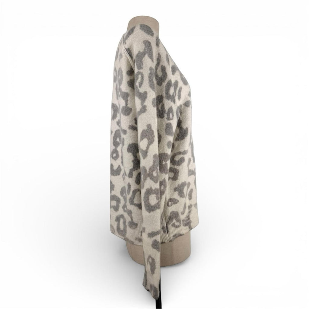 Neutral Leopard Print Fuzzy Knit Sweater Women Size Medium Grey Ivory Pullover - view 4