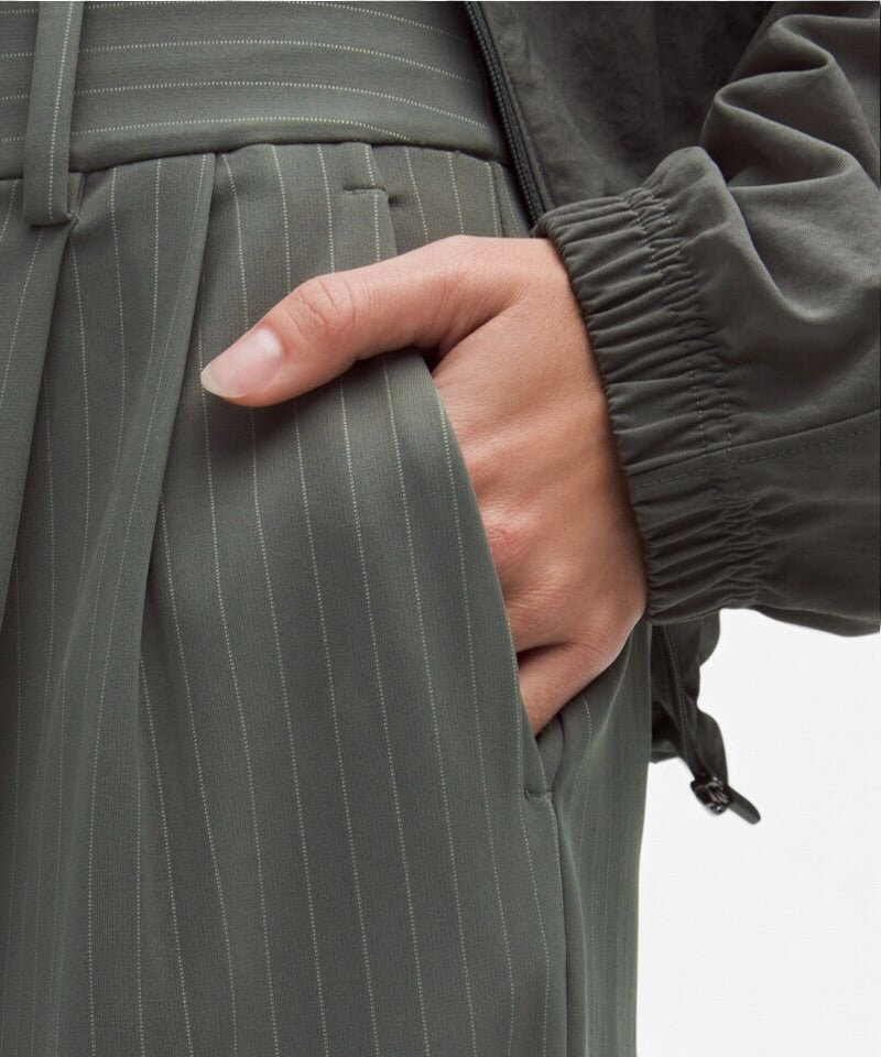 Lululemon Women’s Large Sage Green Daydrift High-Rise Wide-Leg Trouser