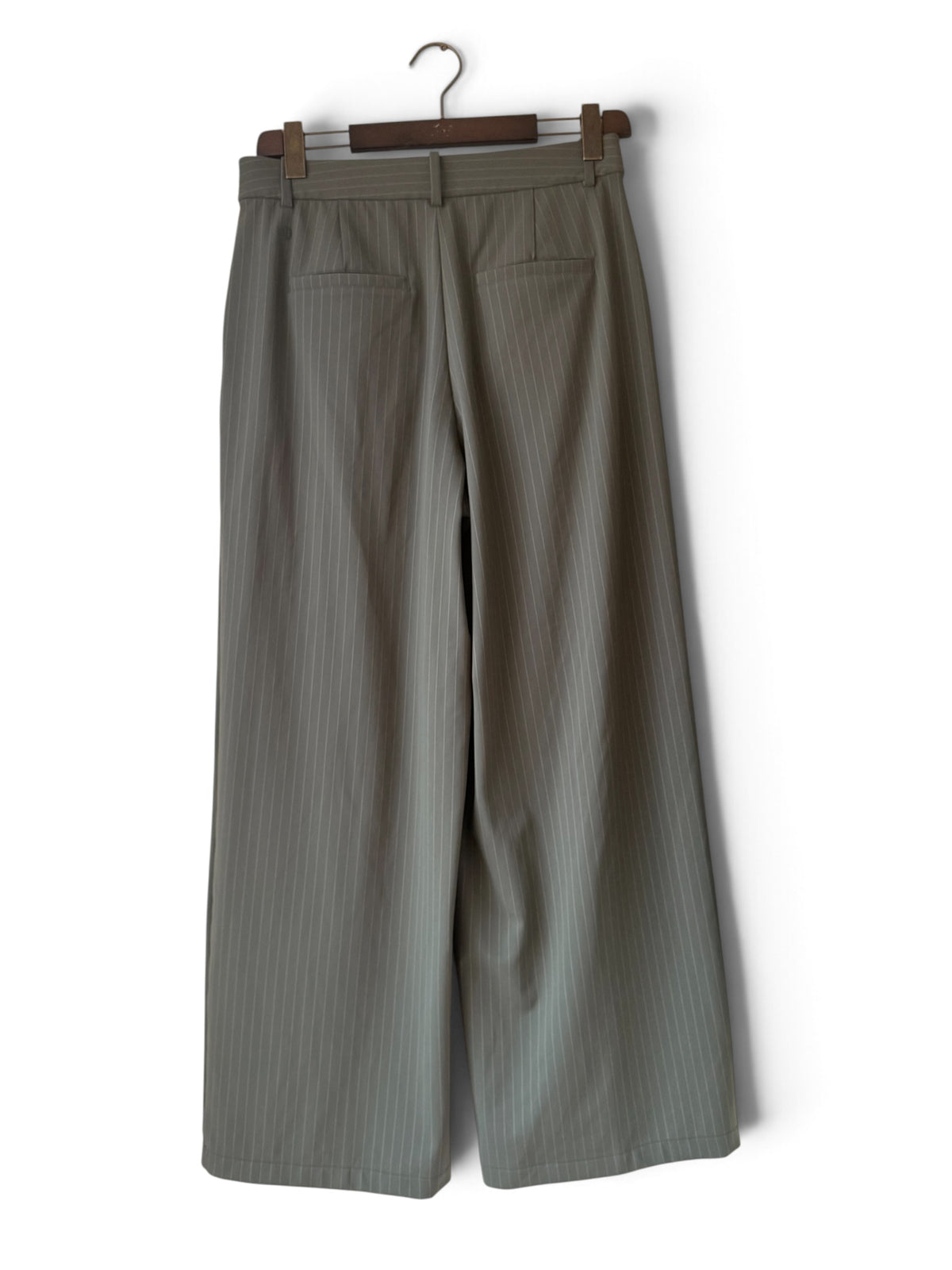 Lululemon Women’s Large Sage Green Daydrift High-Rise Wide-Leg Trouser