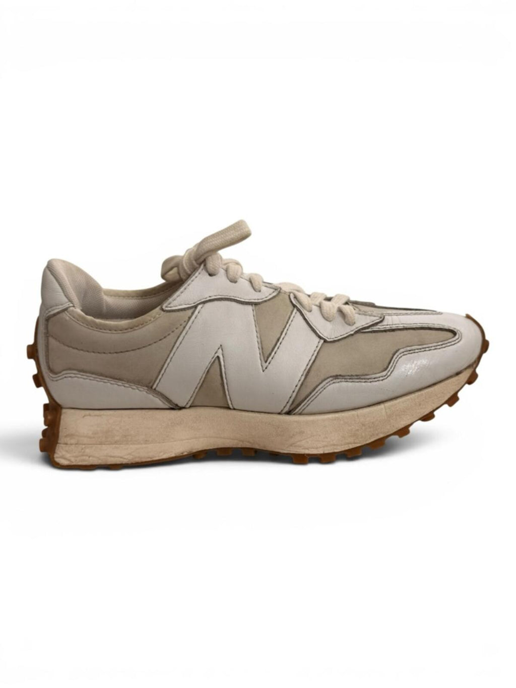 New Balance 327 White Moonbeam Gum Sneakers Size 7.5 Womens