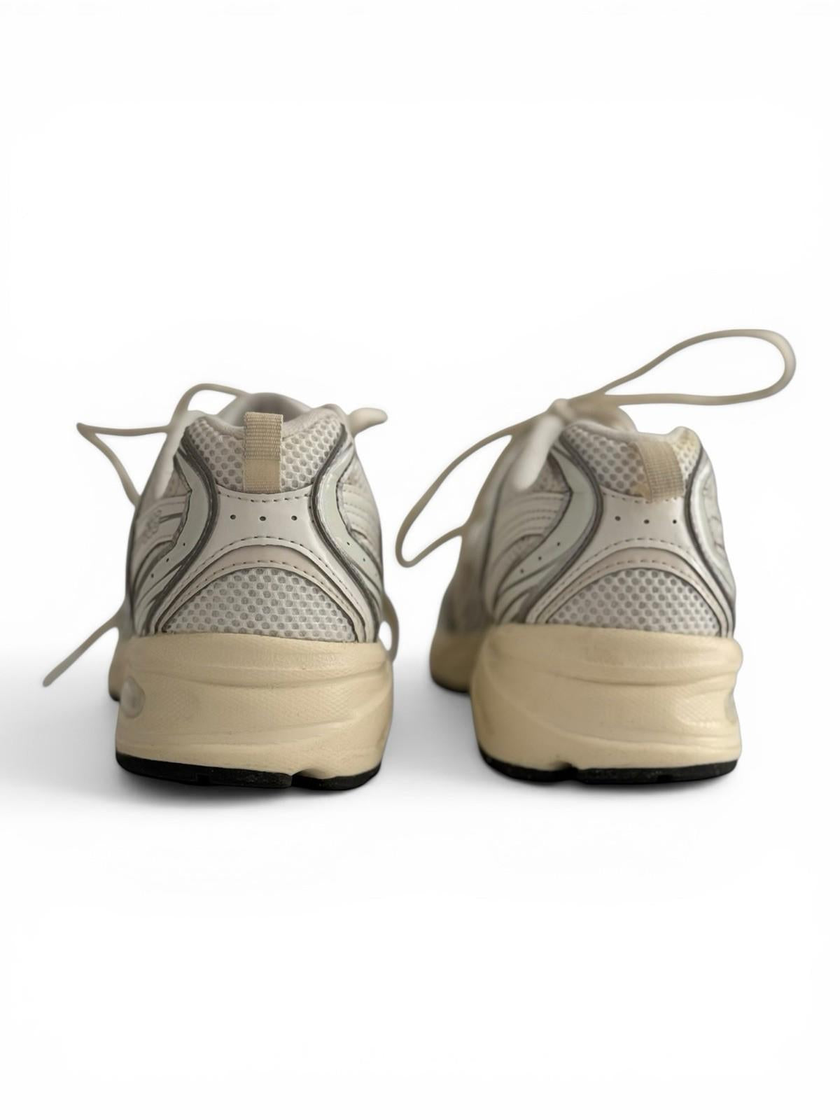 Women's New Balance 530 Casual Shoes Silver Metallic/Linen U530ESB 901 - view 7