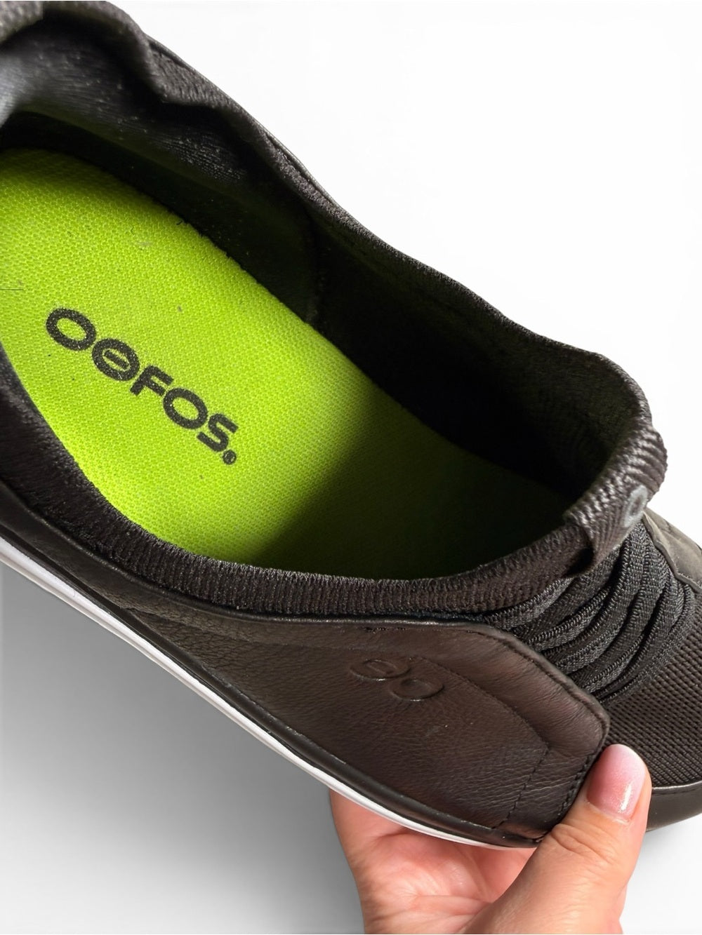OOFOS OOmg Low Black Recovery Shoes Women's 8.5 Comfort Slip On Sneakers - view 8