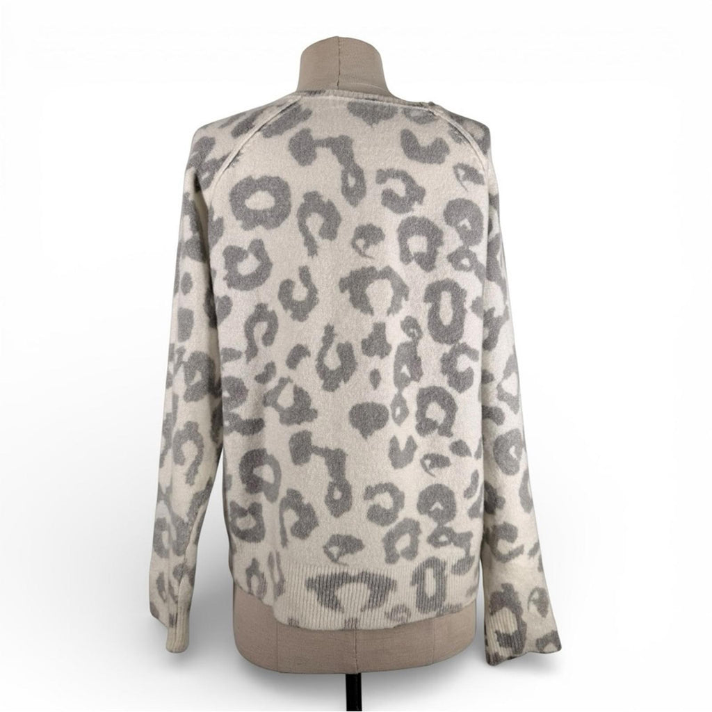 Neutral Leopard Print Fuzzy Knit Sweater Women Size Medium Grey Ivory Pullover - view 5