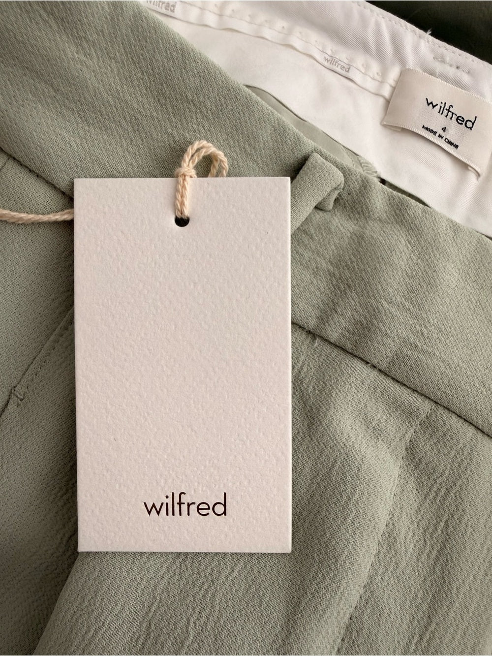 Aritzia Wilfred Effortless Pants Silver Sage Green Size 4 NWT Wide Leg Trousers - view 4