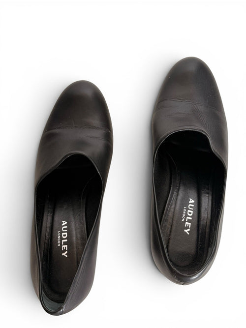 Audley London Black Leather Wedge Heel Pumps Women's EU 36.5 US 6.5 Spain - view 2
