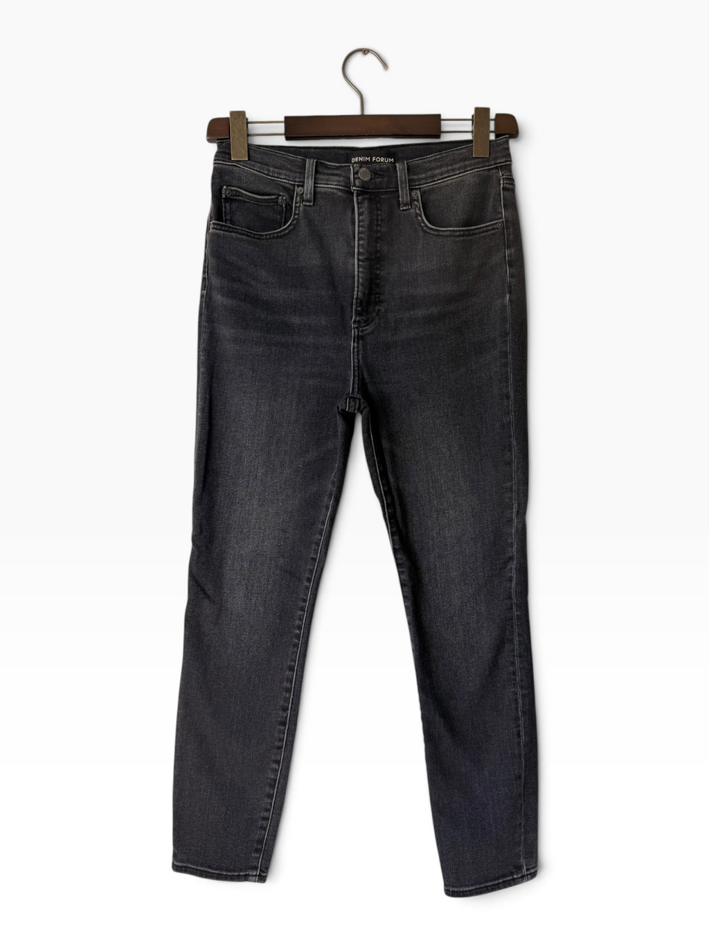 Denim Forum Lola High Rise Skinny Jean Washed Black 30 - IMG_6372
