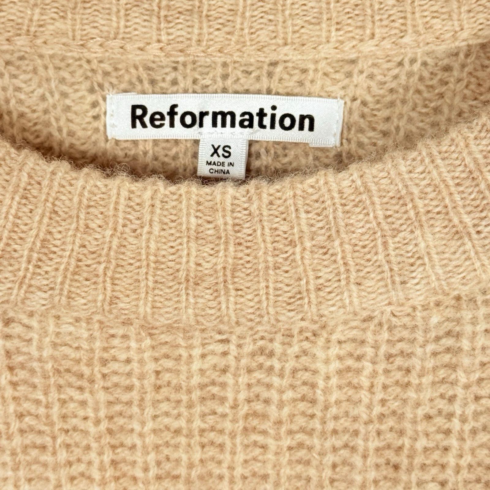 Reformation XS Wool Cropped Sweater Women Beige Tan Long Sleeve Knit Pullover - view 4