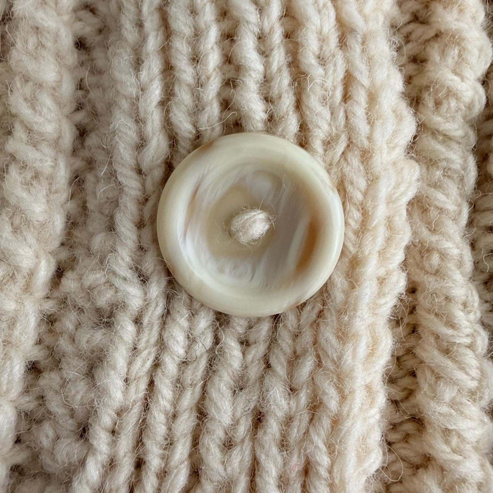 Women’s XS Small Handmade Knit Wool Cardigan Chunky Fisherman Sweater Cream - view 8