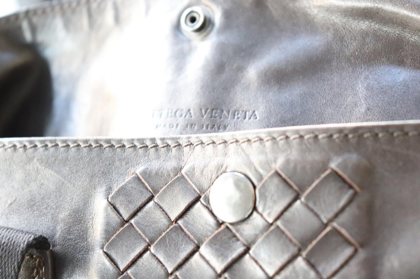 Bottega Veneta Unisex Large Brown Intrecciato 2Way Tote Messenger Leather Bag - view 8