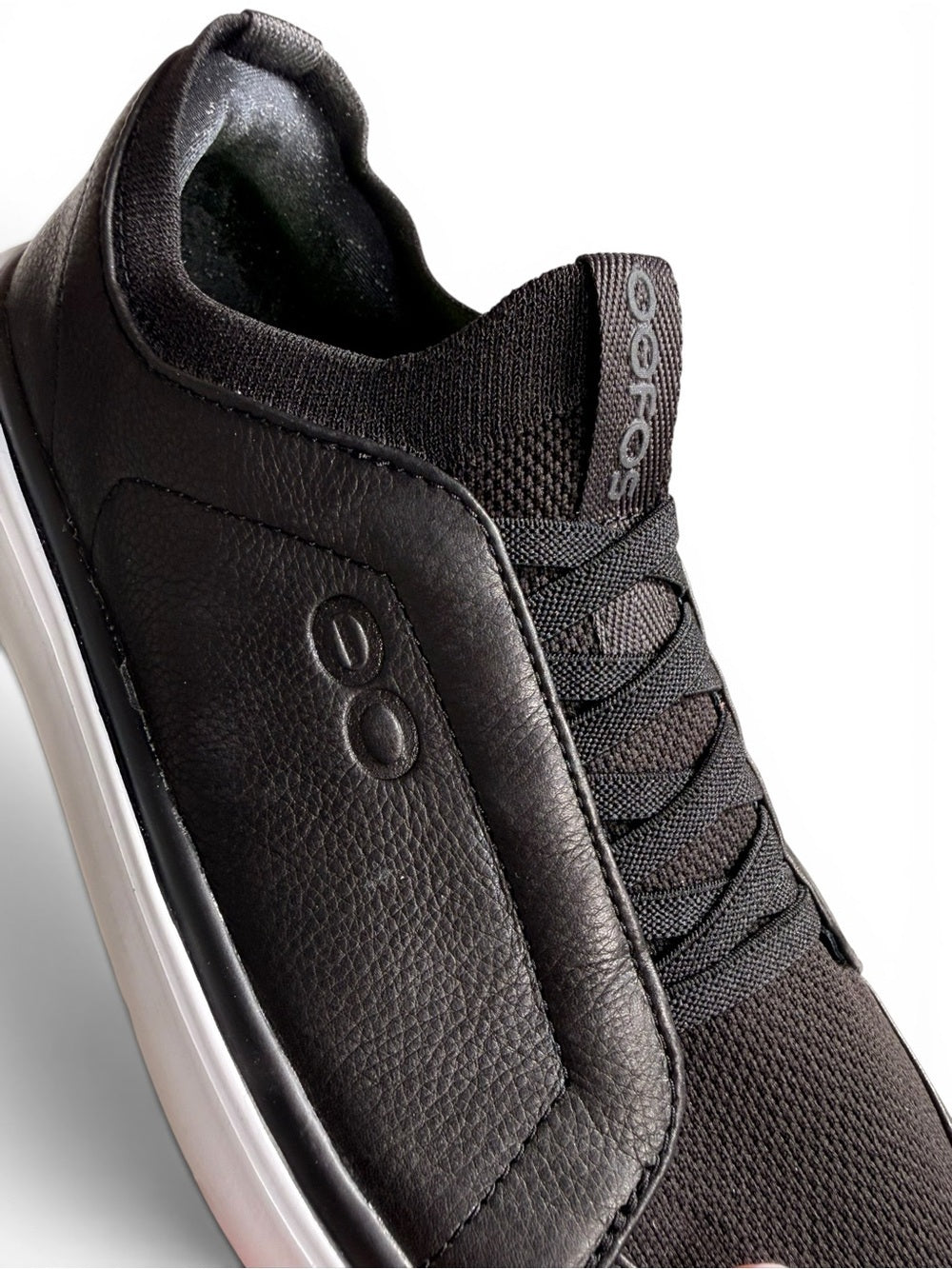 OOFOS OOmg Low Black Recovery Shoes Women's 8.5 Comfort Slip On Sneakers - view 2