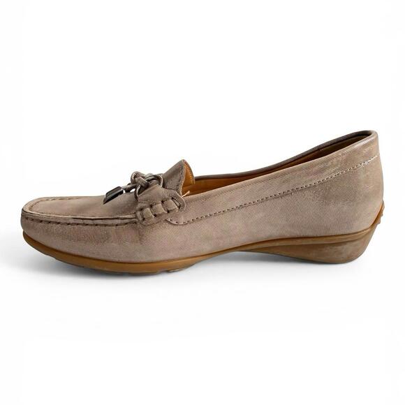 Mephisto Leather Loafers Women EU 38 US 7.5 Taupe Comfort Slip On Shoes Moccasin - view 3